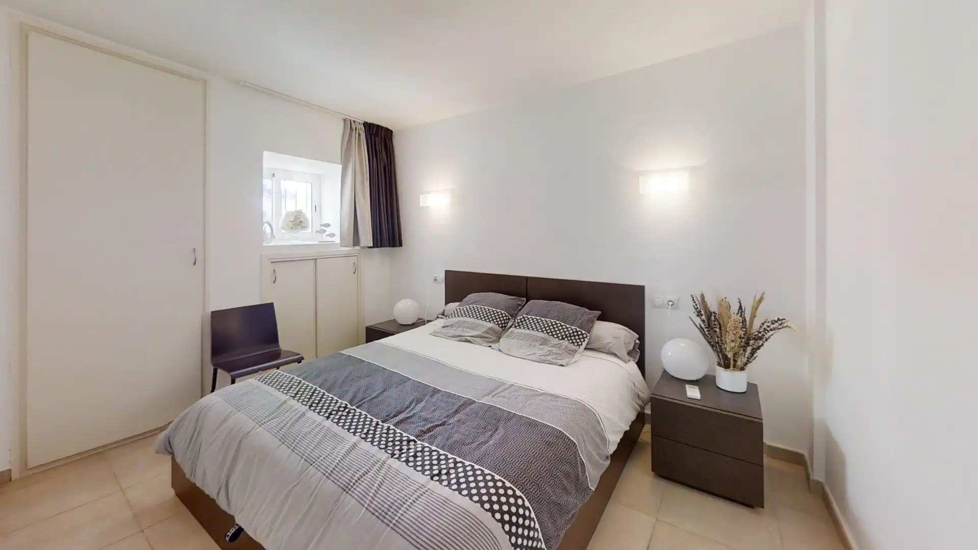 Bedroom of Apartments for sale in Roses  with Air Conditioner, Heating and Private garden