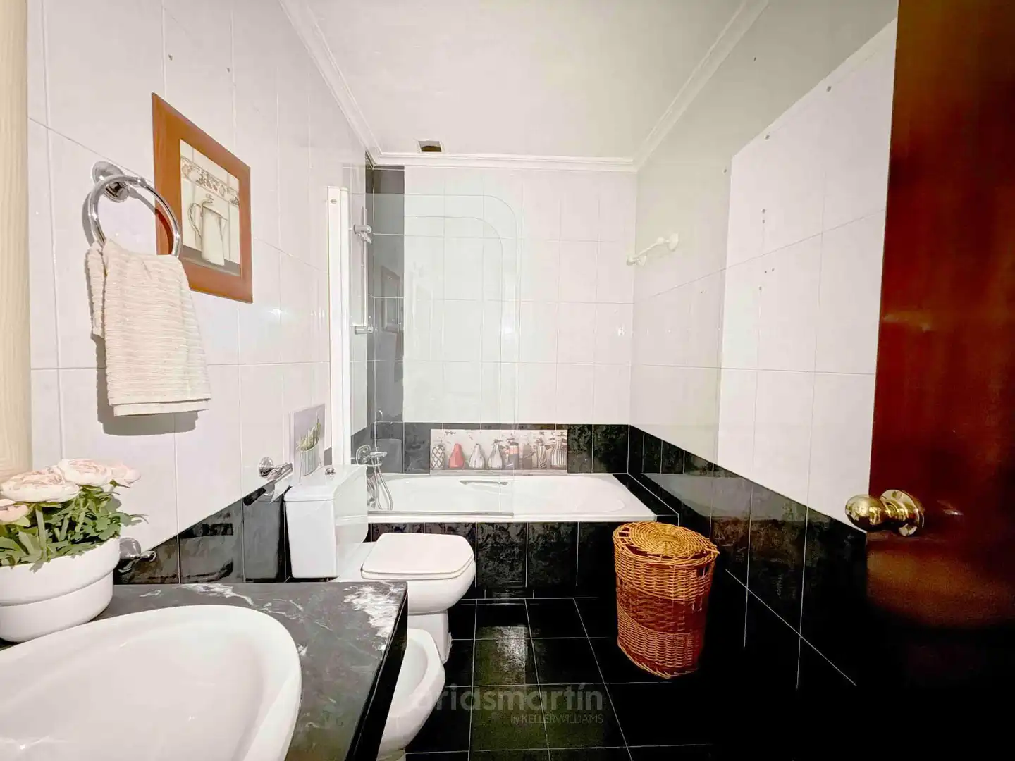 Bathroom of Duplexes for sale in Villamayor  with Heating, Terrace and Furnished