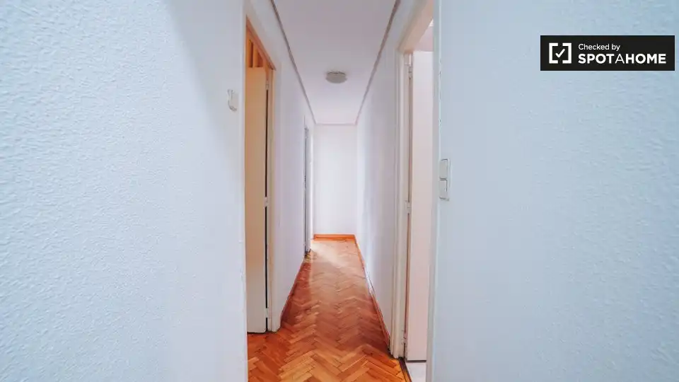 Room in Madrid, Madrid