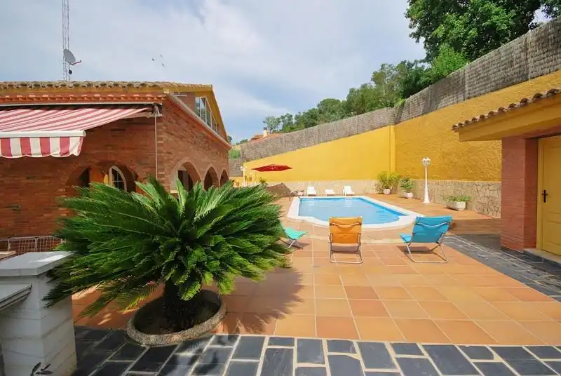 Piscina de Casa o chalet en venta en Maçanet de la Selva con Calefacción, Jardín privado y Piscina
