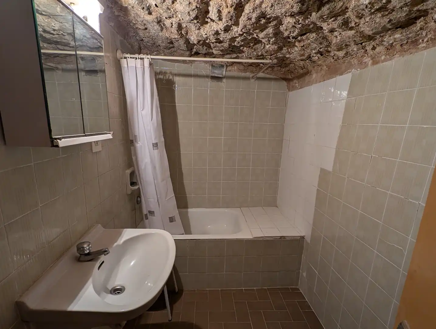Baño de Casa o chalet en venta en La Fresneda con Terraza y Balcón