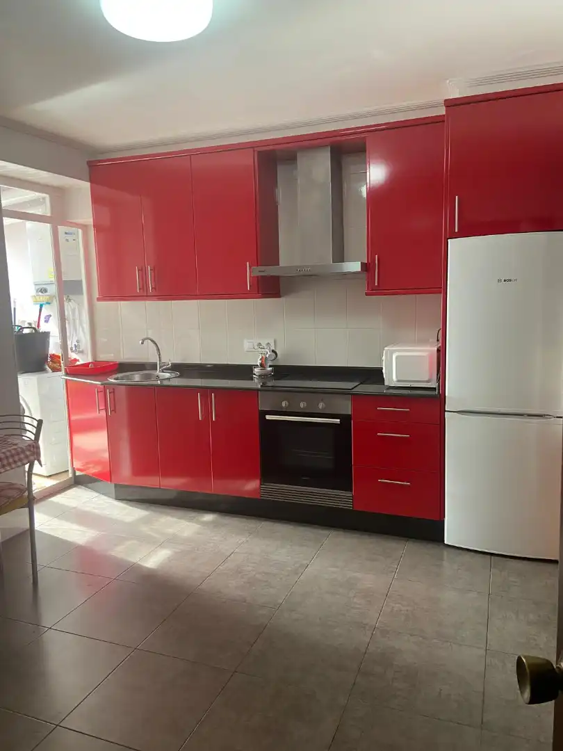 Kitchen of Flat for rent in Cangas   with Terrace, Furnished and Oven
