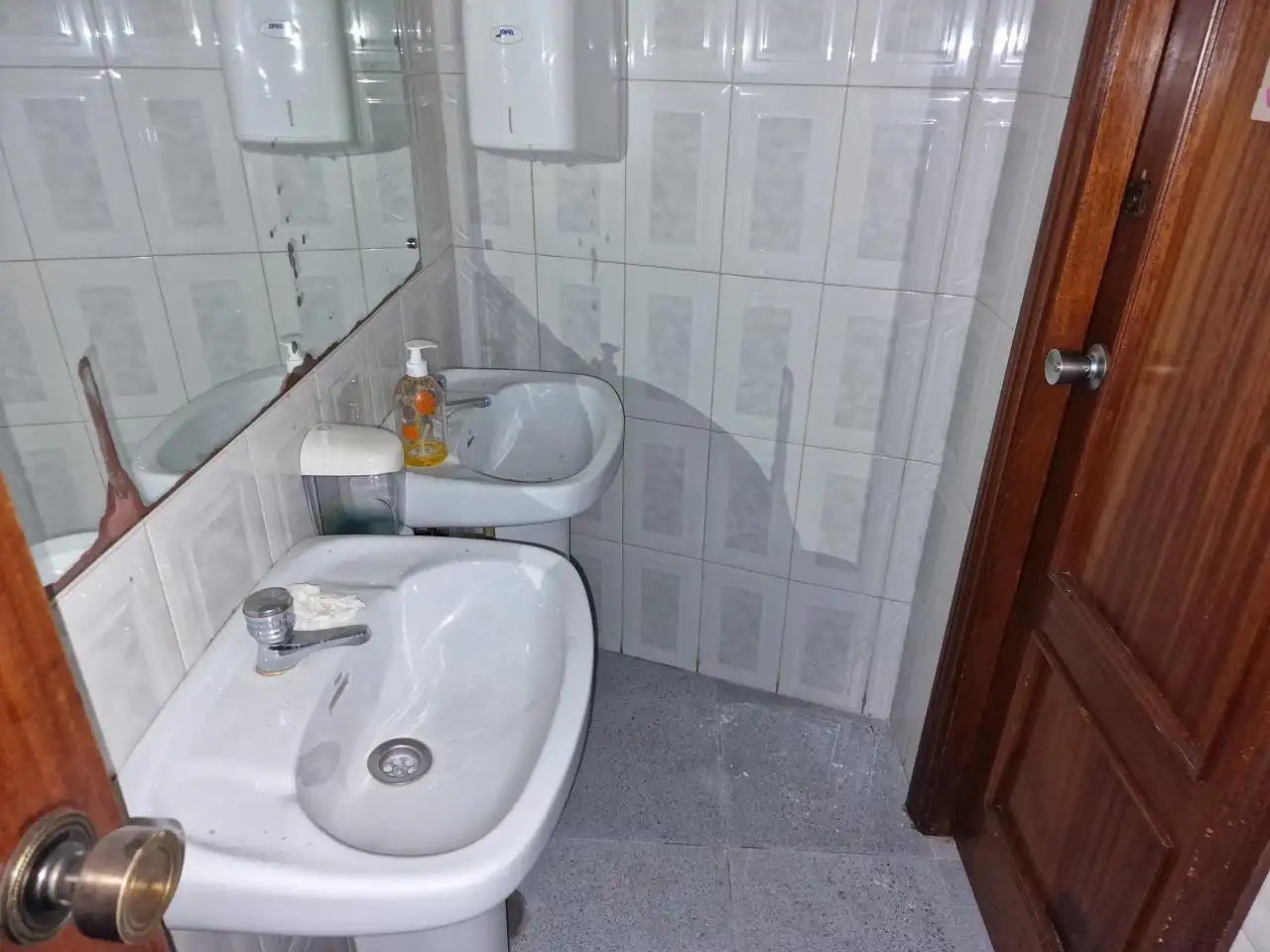 Baño de Casa o chalet en venta en Ourense Capital  con Jardín privado y Terraza