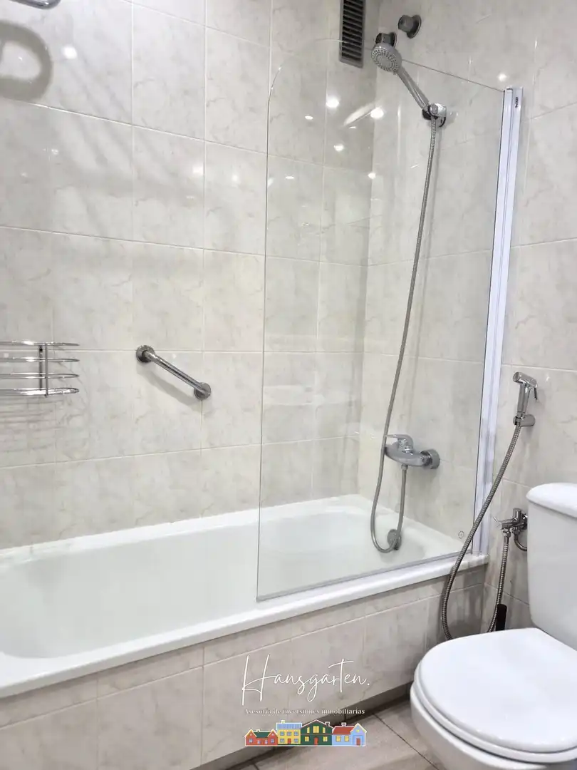 Badezimmer von Wohnung zum Verkauf in Santa Brígida mit Heizung und Möbliert