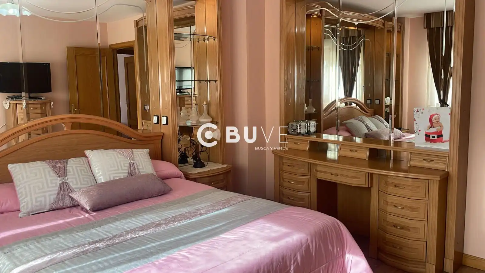 Bedroom of Detached homes for sale in Olmedo  with Heating