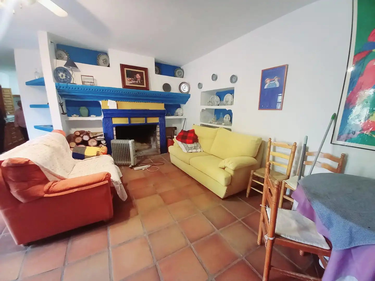 Sala de estar de Casa adosada en venta en Comares con Terraza, Trastero y Amueblado