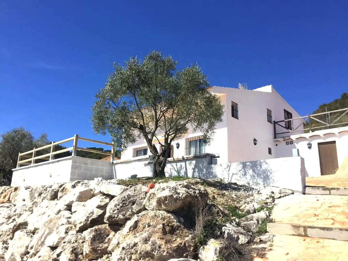 Detached house with terrace for sale in Polígono Yunquera, imagen 2