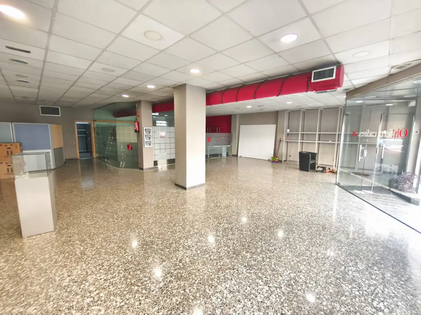 Local comercial de lloguer a Sota el Cami Ral, imagen 2
