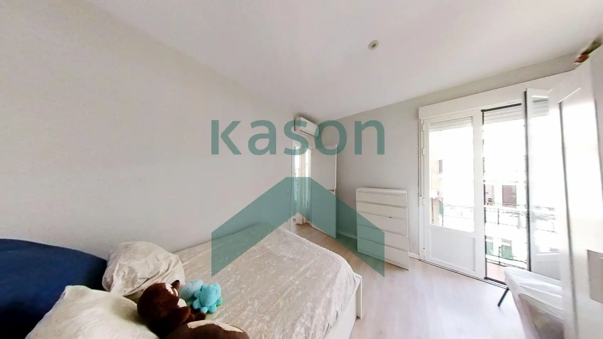 Schlafzimmer von Wohnung zum Verkauf in Madrid mit Klimaanlage und Heizung