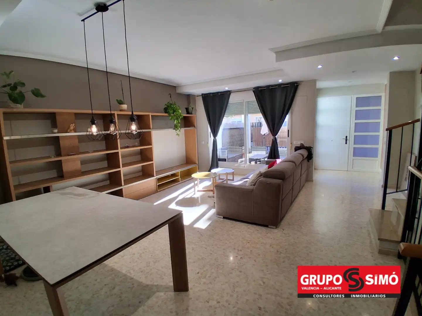 Sala de estar de Casa adosada en venta en Moncada con Aire acondicionado, Calefacción y Terraza