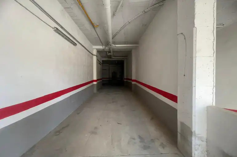 Aparcament amb ascensor en venda a Calle Carmen Conde 1, imagen 7
