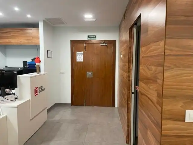 Büro zur Miete in Avenida GRAN CAPITAN, Huerta de la Reina - Trassierra