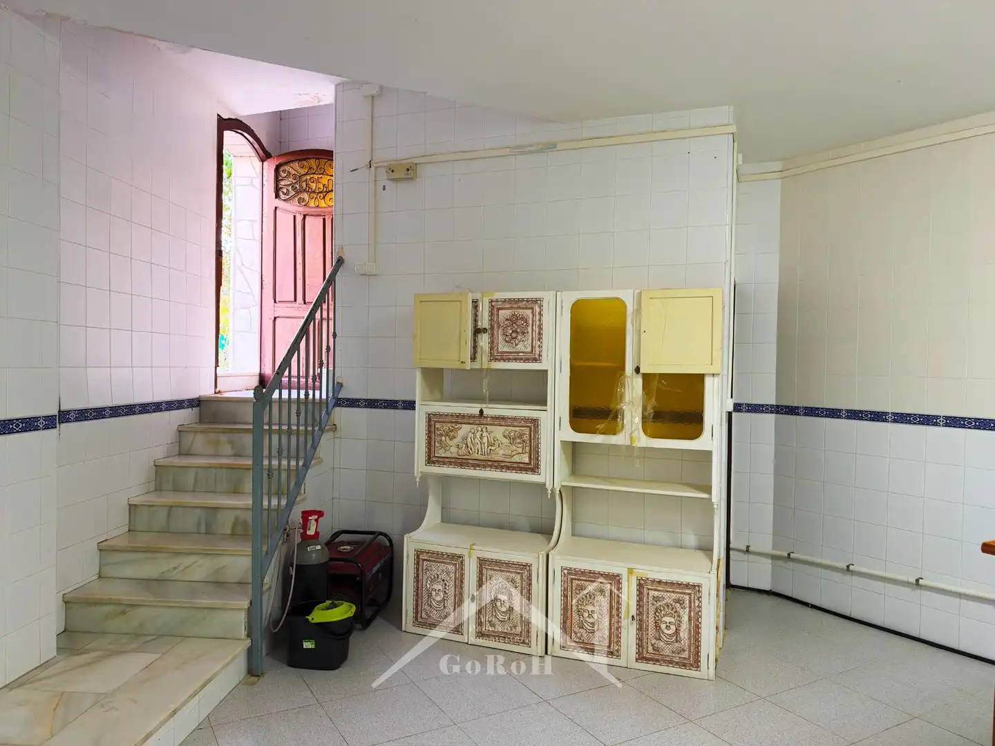 Cocina de Edificio en venta en Almadén de la Plata, Sevilla