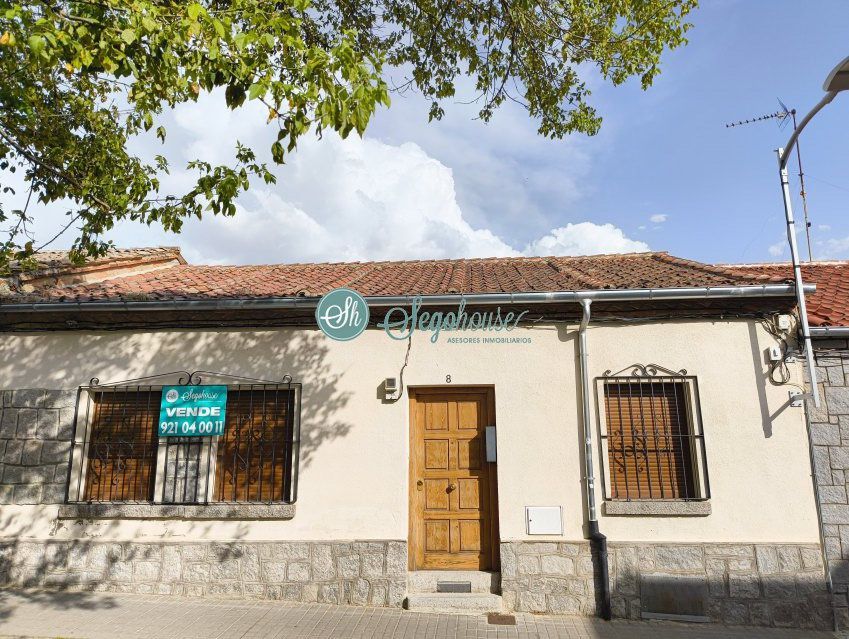 Vista exterior de Casa o xalet en venda en Segovia Capital amb Calefacció