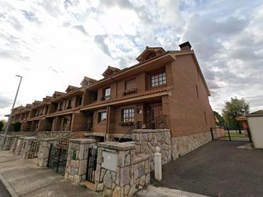 Casa en venda a Sariegos