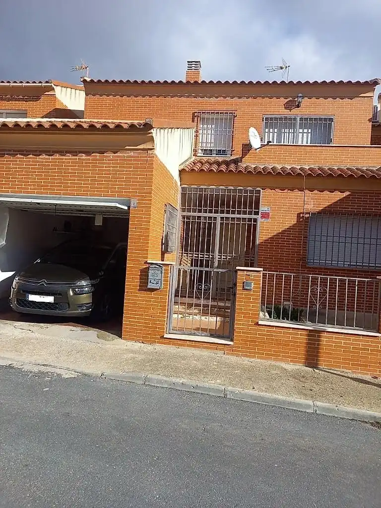 Parking de Casa adosada en venta en Recas con Calefacción