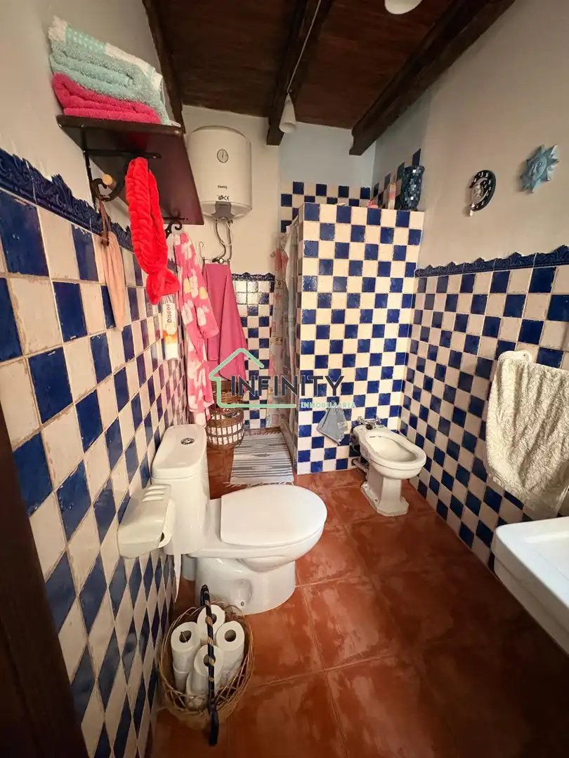 Bany de Casa o xalet en venda en Vilallonga / Villalonga amb Aire condicionat, Calefacció i Moblat