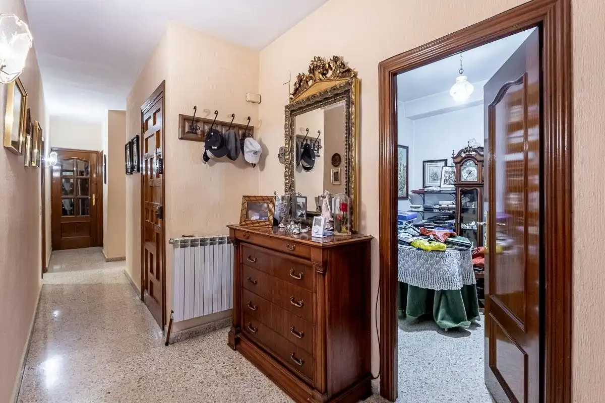 Piso con terraza en venta en PINTOR VELAZQUEZ, imagen 17