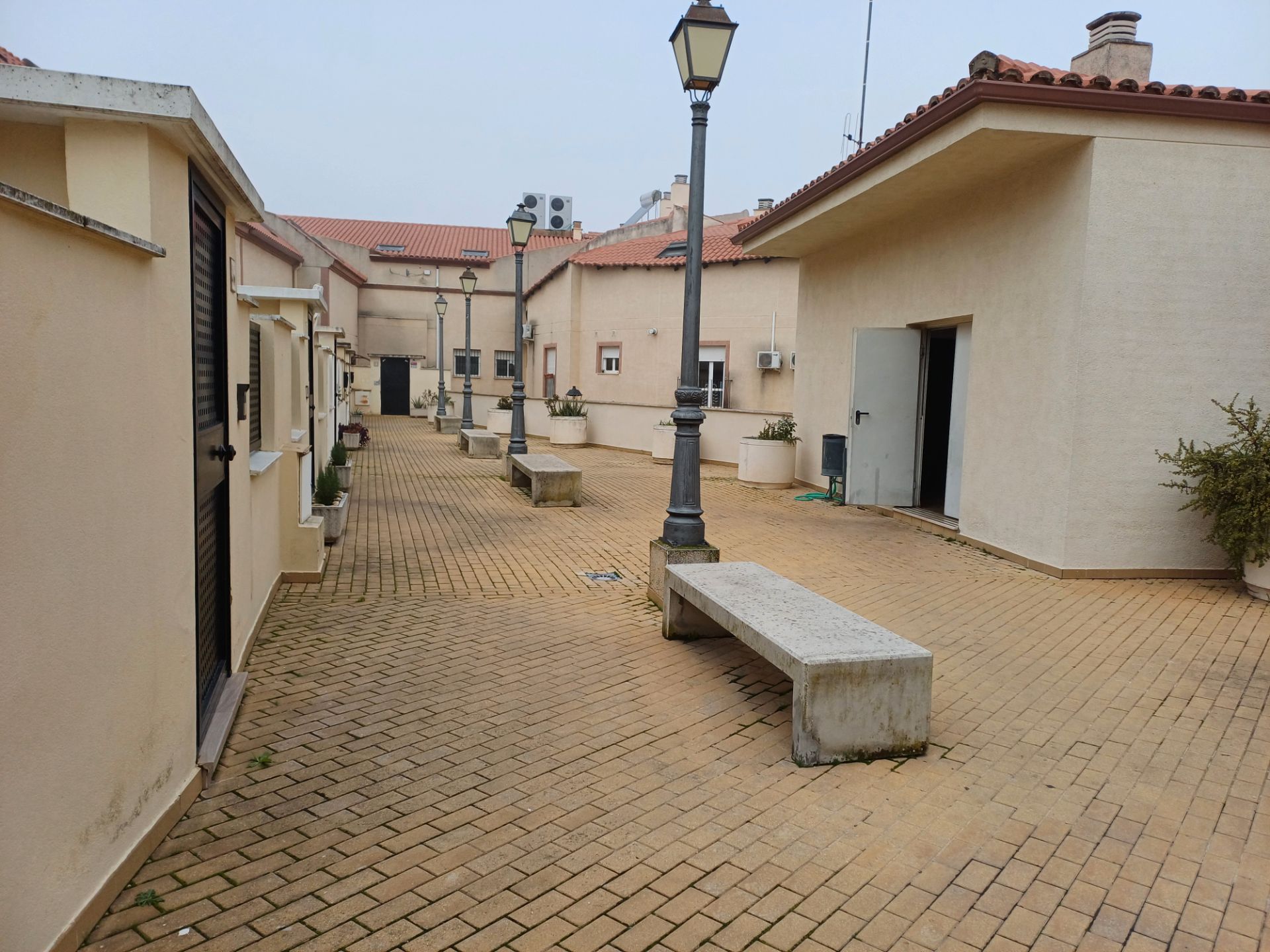 Exterior view of House or chalet for sale in Gines  with Air Conditioner, Furnished and Oven