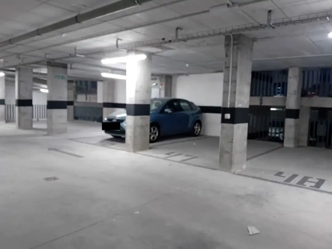 Parking de Garaje en venta en  Logroño