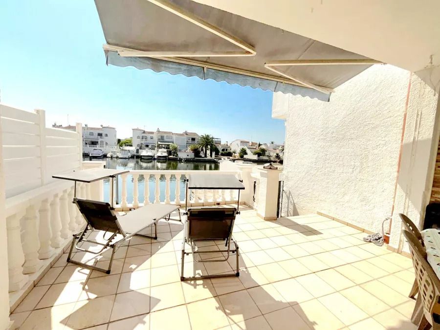 Terrace of House or chalet for sale in Empuriabrava  with Air Conditioner, Heating and Terrace