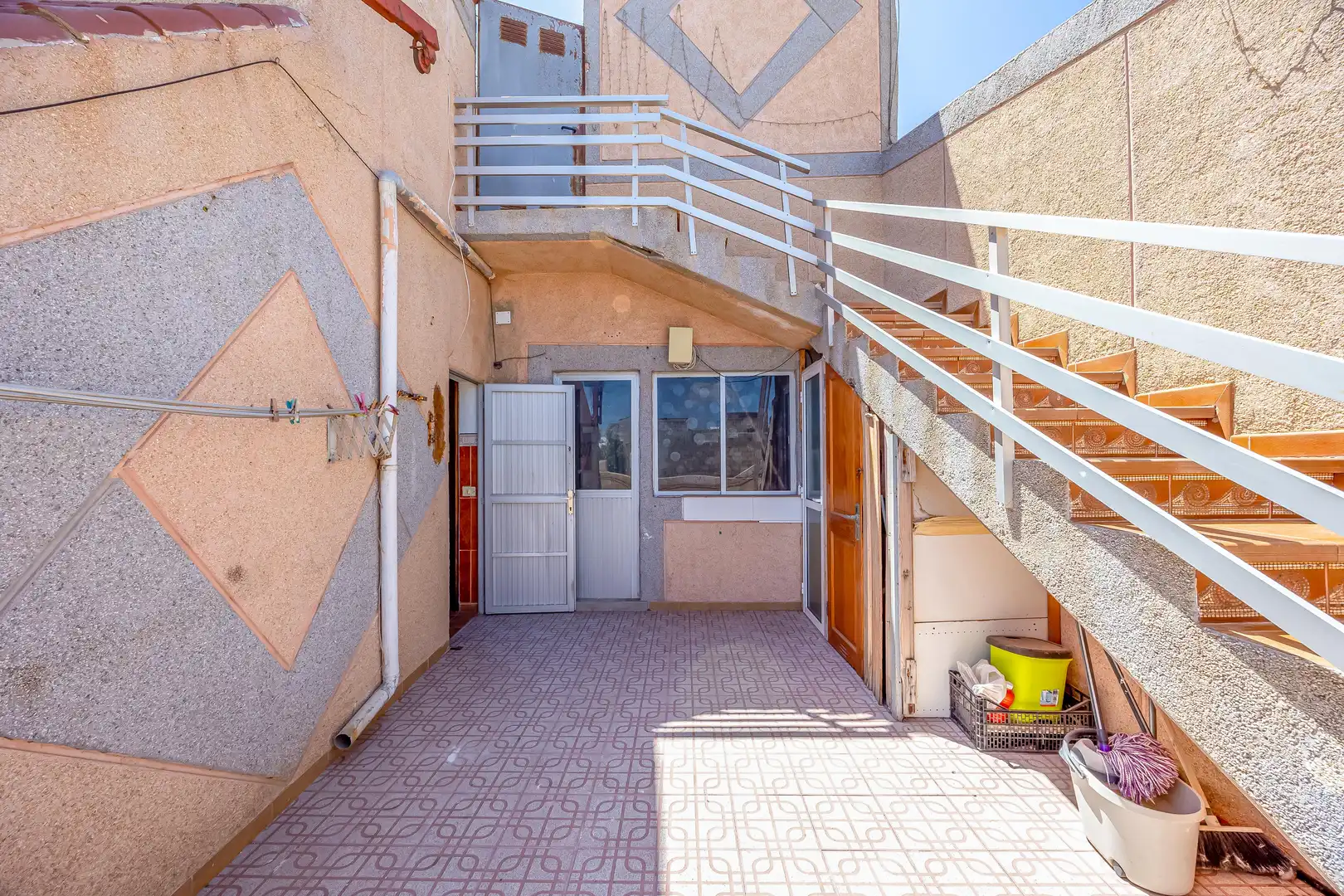 Vista exterior de Edificio en venta en Burrero