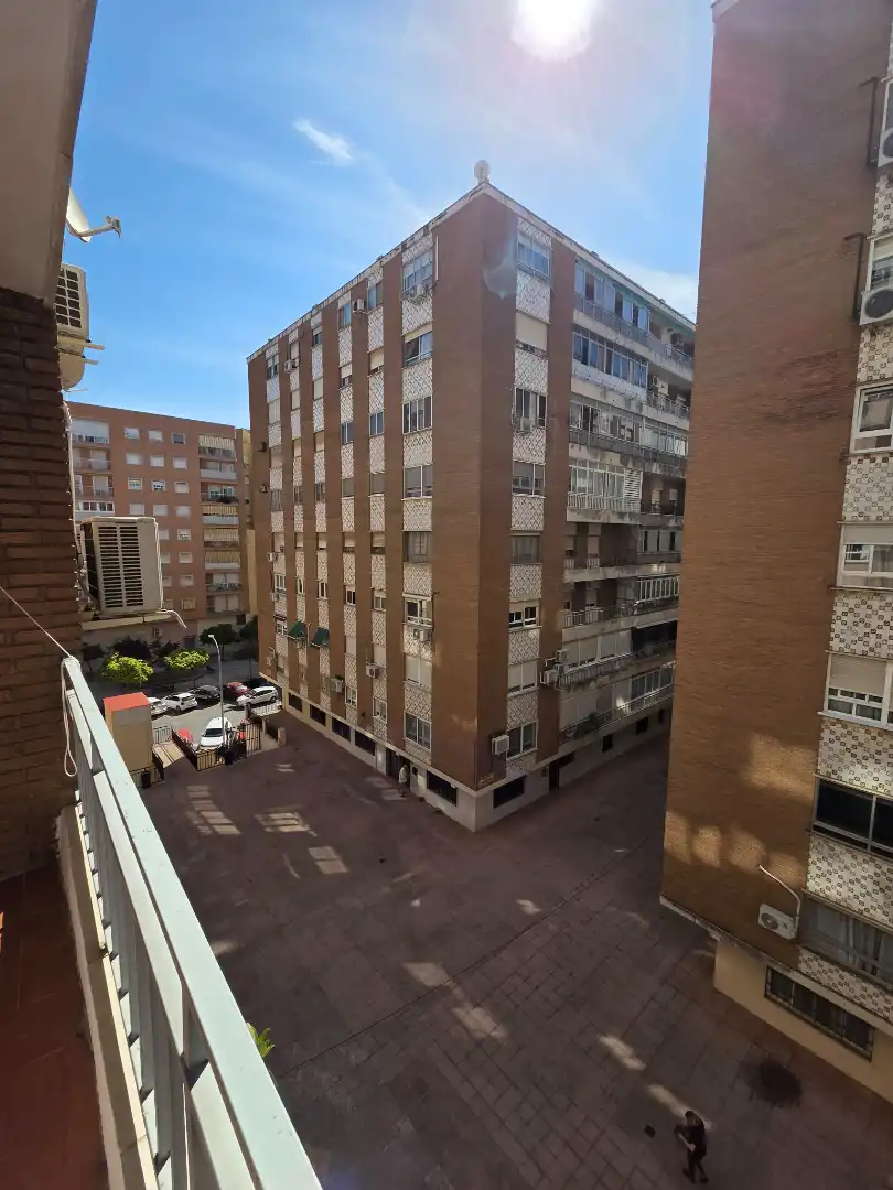 Piso con ascensor en alquiler en Calle Agustina de Aragón, imagen 3