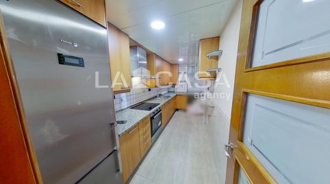 Foto 4 de Piso en venta en El Bon Pastor, Barcelona