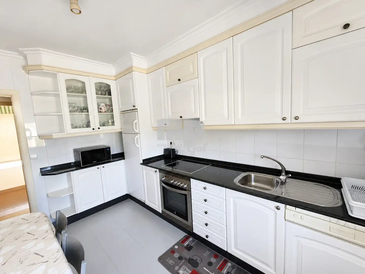 Kitchen of Houses for sale in Vigo   with Heating, Private garden and Storage room