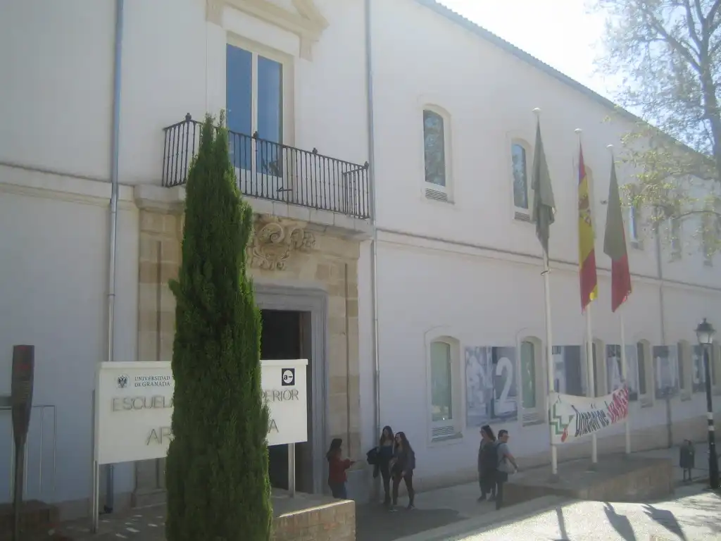Exterior view of Apartments for rent in Granada  with Air Conditioner, Private garden and Furnished