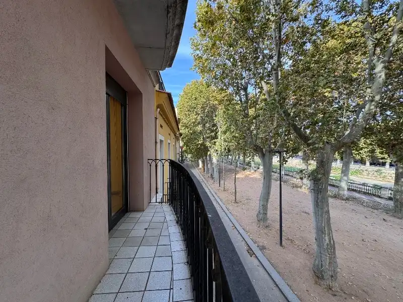 Exterior view of Office for rent in La Bisbal d'Empordà  with Air Conditioner, Heating and Terrace