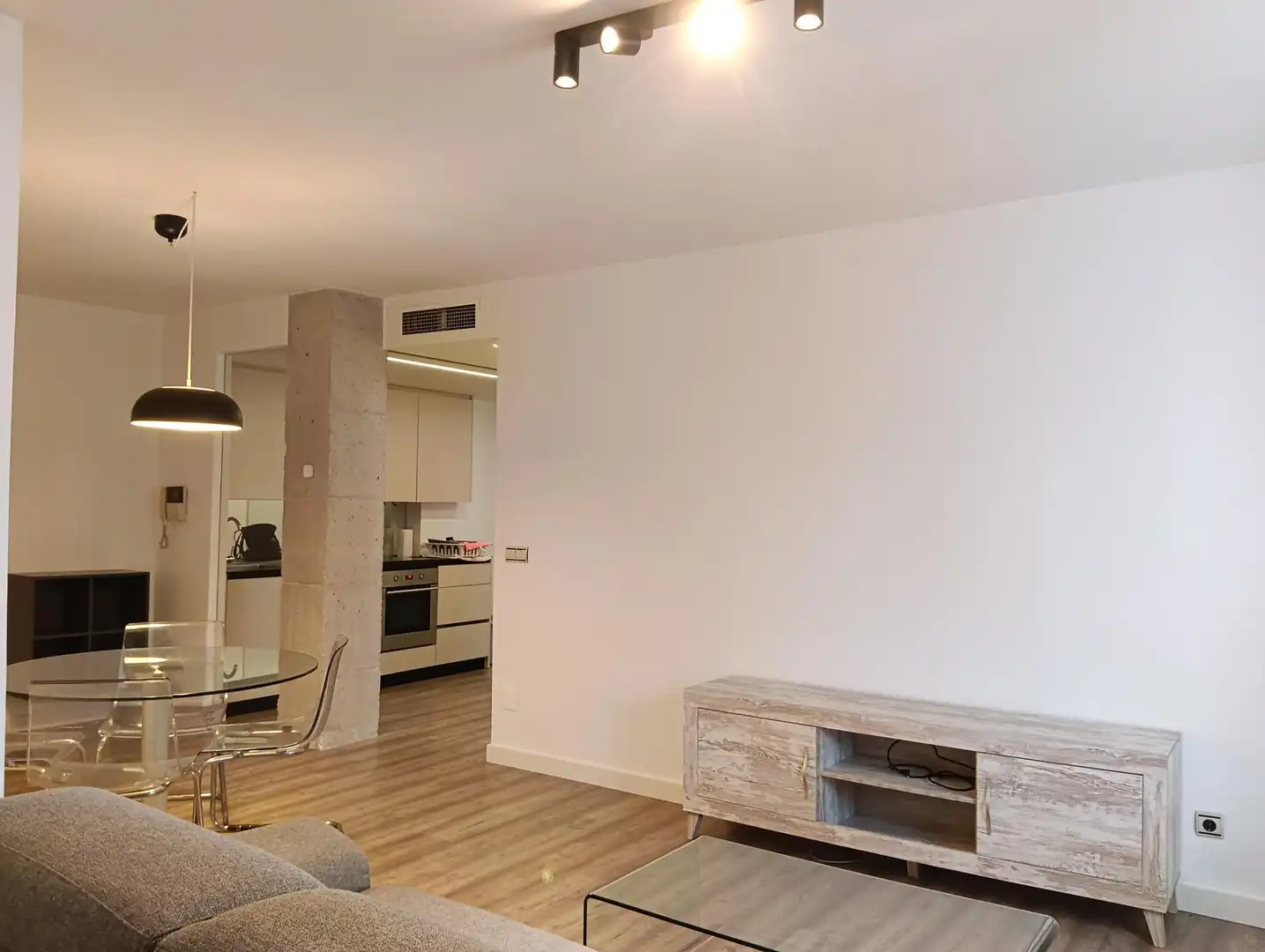 Living room of Flat for rent in  Murcia Capital  with Air Conditioner and Furnished
