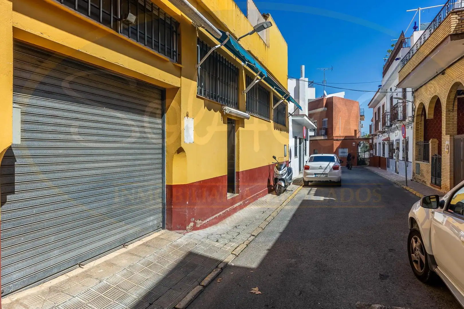 Vista exterior de Local en venda en Camas