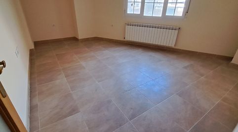 Foto 2 de Piso en venta en Calle Calveros, Carretera de Córdoba - Libertad, Puertollano