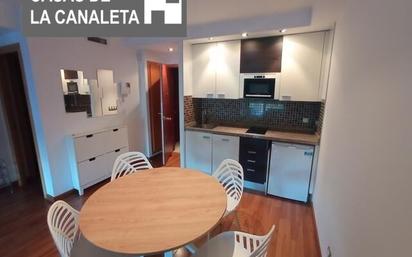 Kitchen of Flat to rent in Mislata  with Air Conditioner and Heating