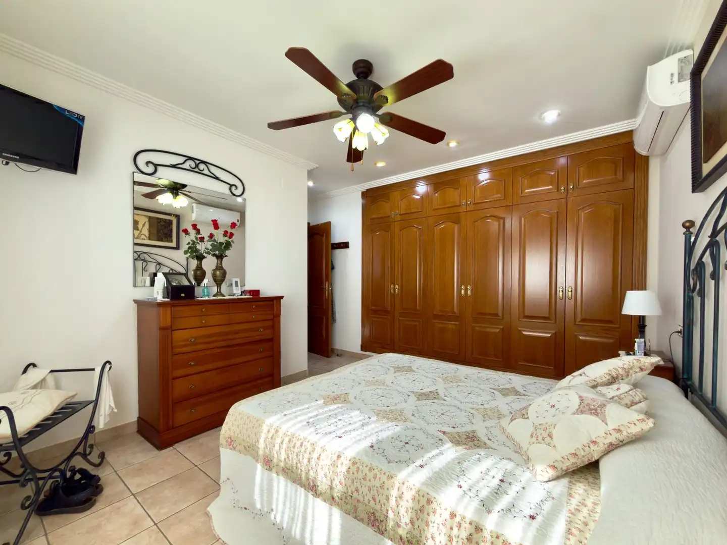 Detached house with pool for sale in El Montgó, imagen 27