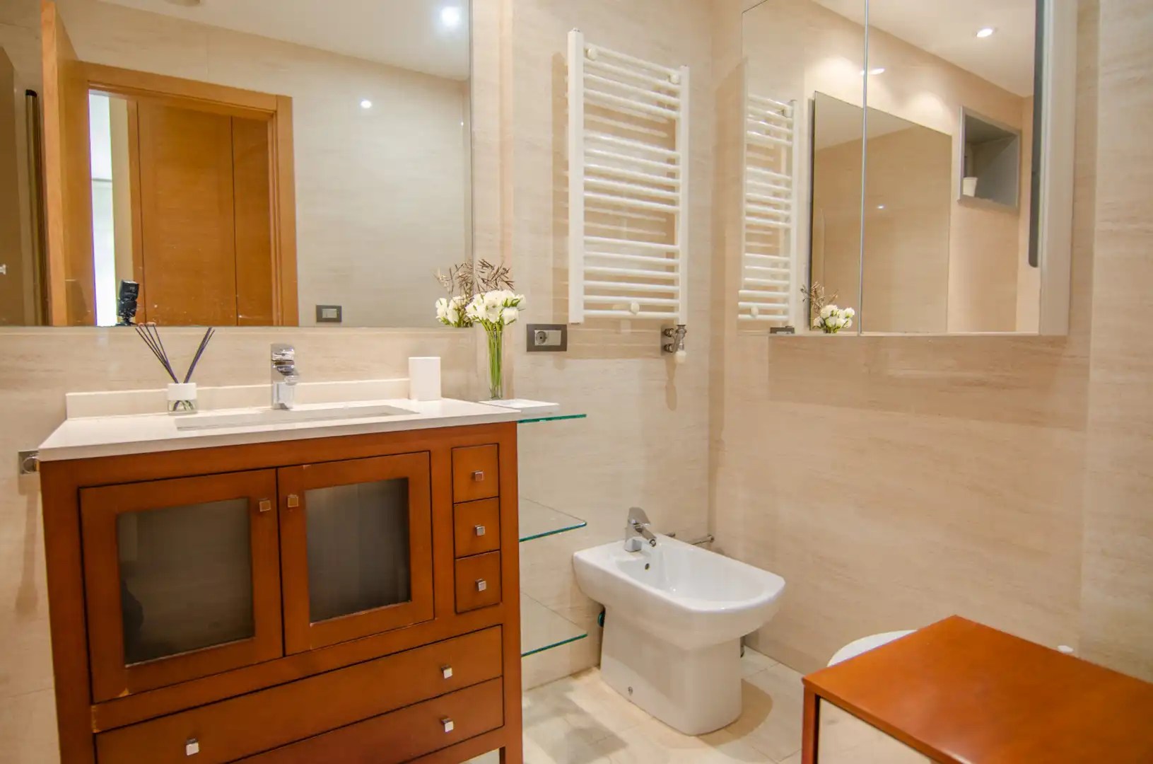 Baño de Piso de alquiler en A Coruña Capital  con Calefacción, Parquet y Terraza