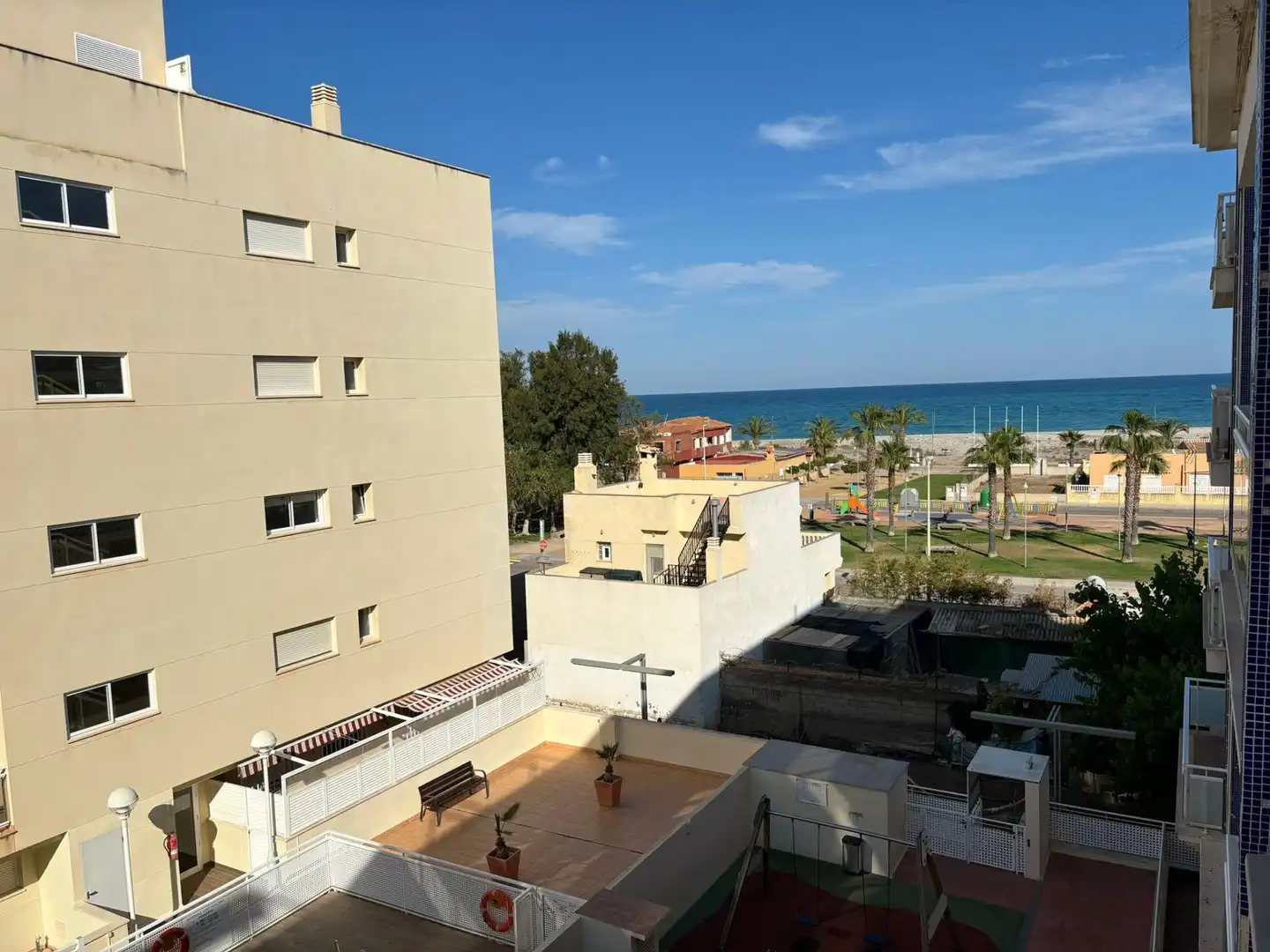Apartamento con piscina en alquiler en La Torre - Playa de Chilches