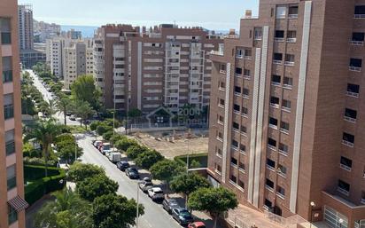 Vista exterior de Pis en venda en Villajoyosa / La Vila Joiosa amb Terrassa, Traster i Moblat