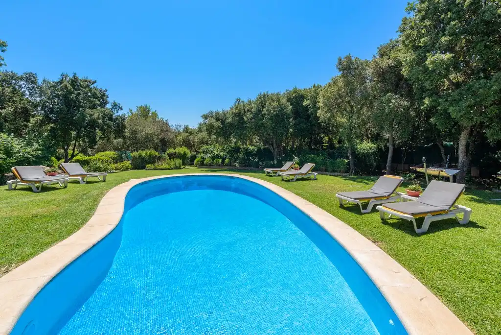 Piscina de Finca rústica en venta en Pollença con Aire acondicionado, Calefacción y Jardín privado