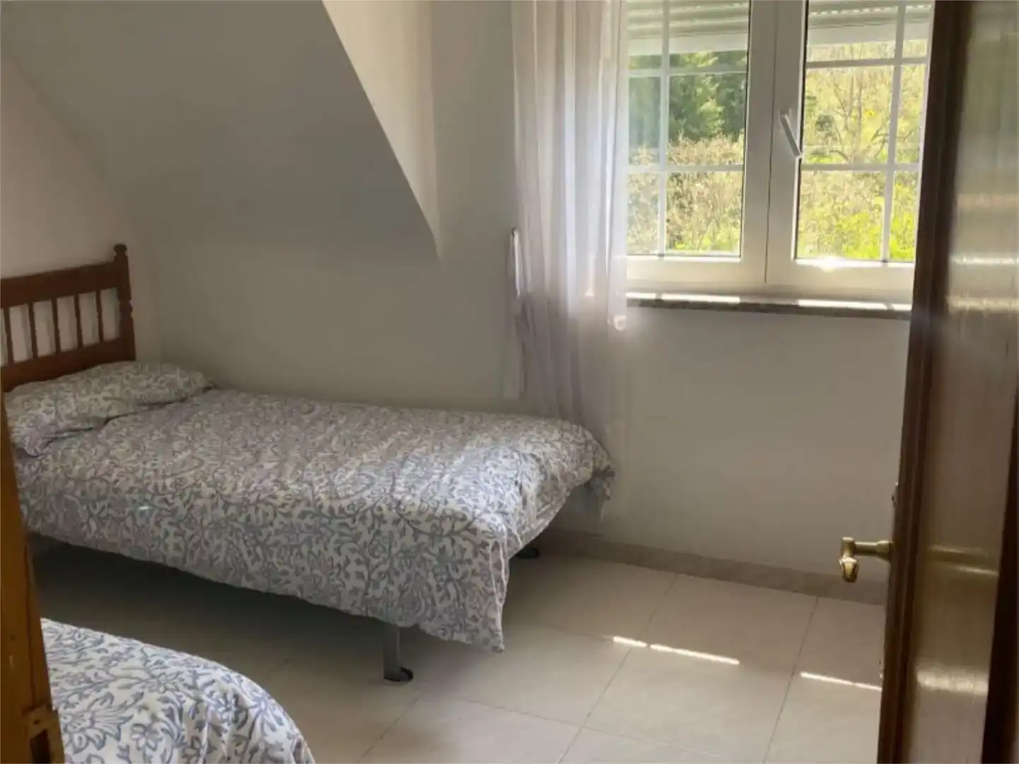 Dormitori de Apartament de lloguer en Galende