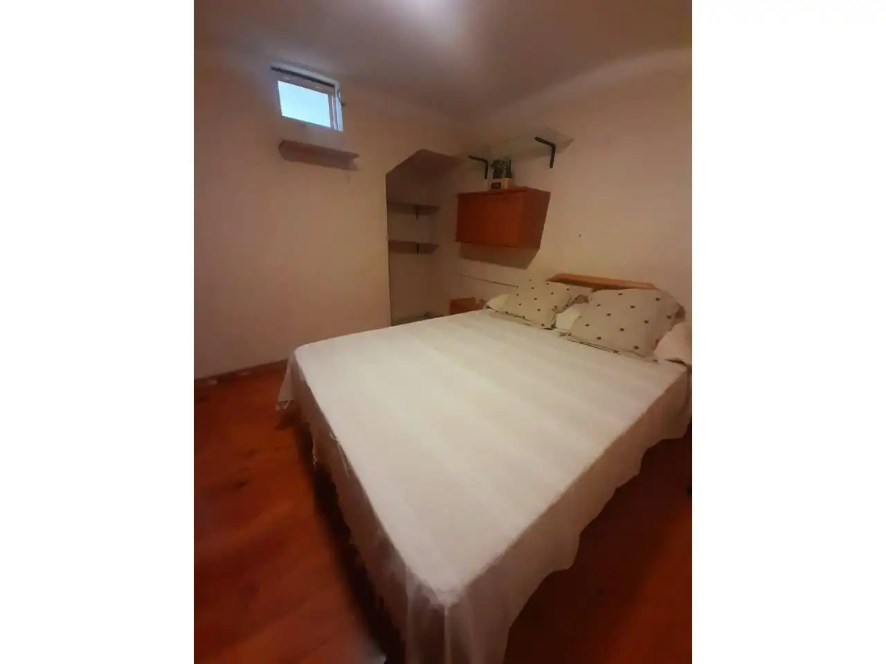 Habitación de Piso en venta en Vilanova i la Geltrú con Terraza y Amueblado