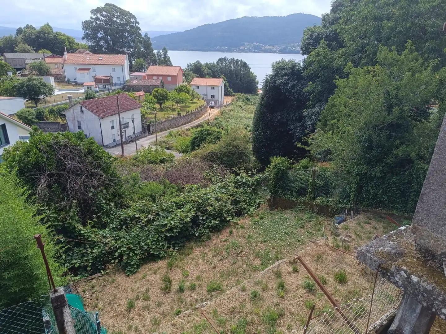 Houses for sale in Outes, A Coruña