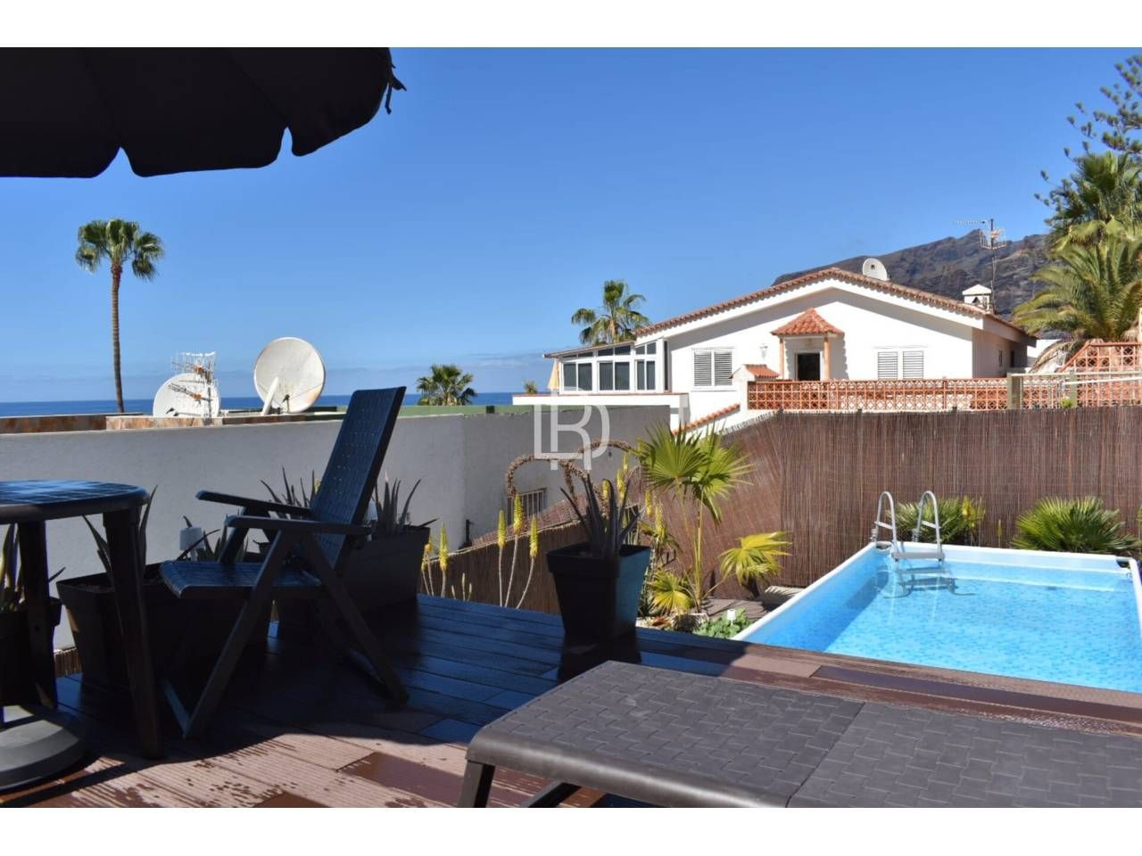 Exterior view of Single-family semi-detached to rent in Santiago del Teide  with Private garden, Terrace and Swimming Pool