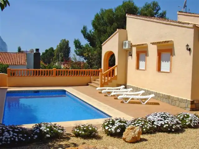 House with garden for sale in Canuta