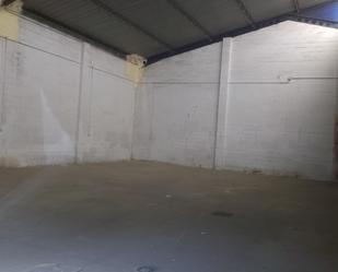 Industrial buildings to rent in San Fernando