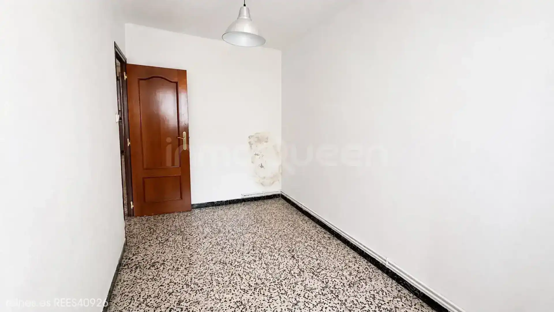 Flat for sale in Zaragoza  with Heating