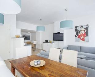 Sala d'estar de Apartament de lloguer en  Murcia Capital amb Moblat i Es permeten mascotes