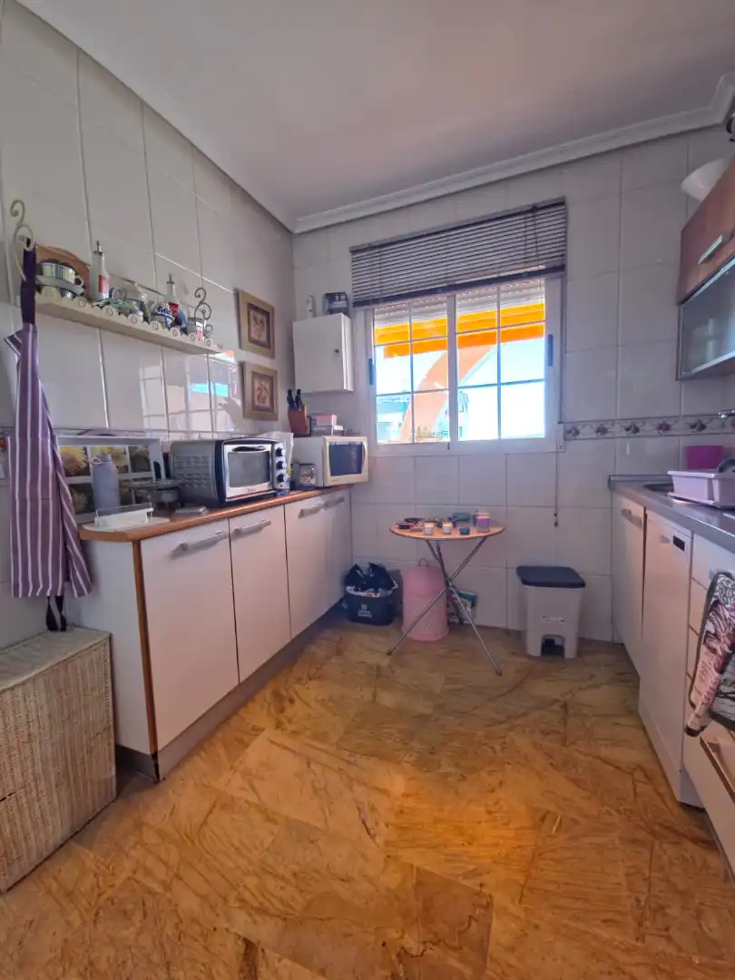 Cocina de Ático en venta en Andújar con Aire acondicionado, Terraza y Amueblado