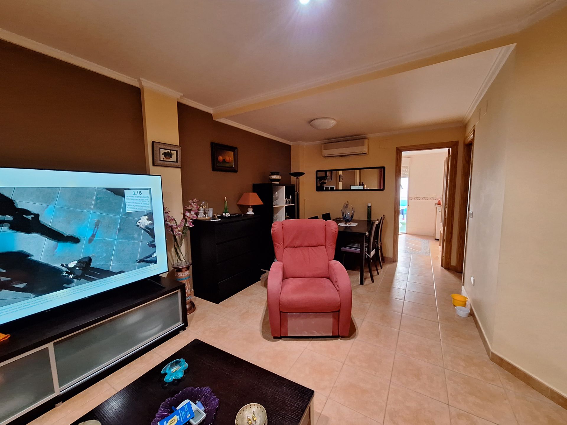 Sala d'estar de Casa adosada en venda en Sueca amb Aire condicionat, Terrassa i Forn